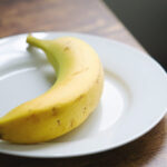 バナナのルーツとの歴史・プランテンとの違いについての紹介記事イメージ画像